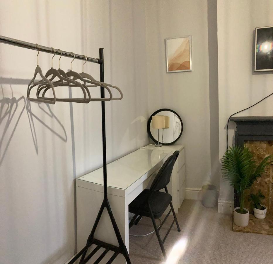 Cozy Private Room London Ngoại thất bức ảnh