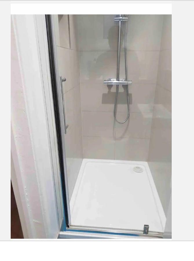 Cozy Private Room London Ngoại thất bức ảnh